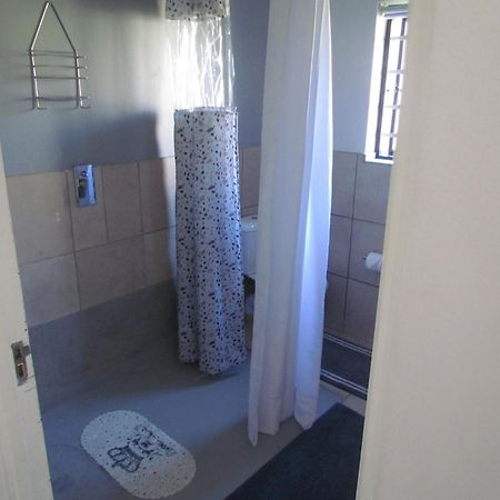 Santini Lace Self Catering Unit Plettenbergbaai Buitenkant foto