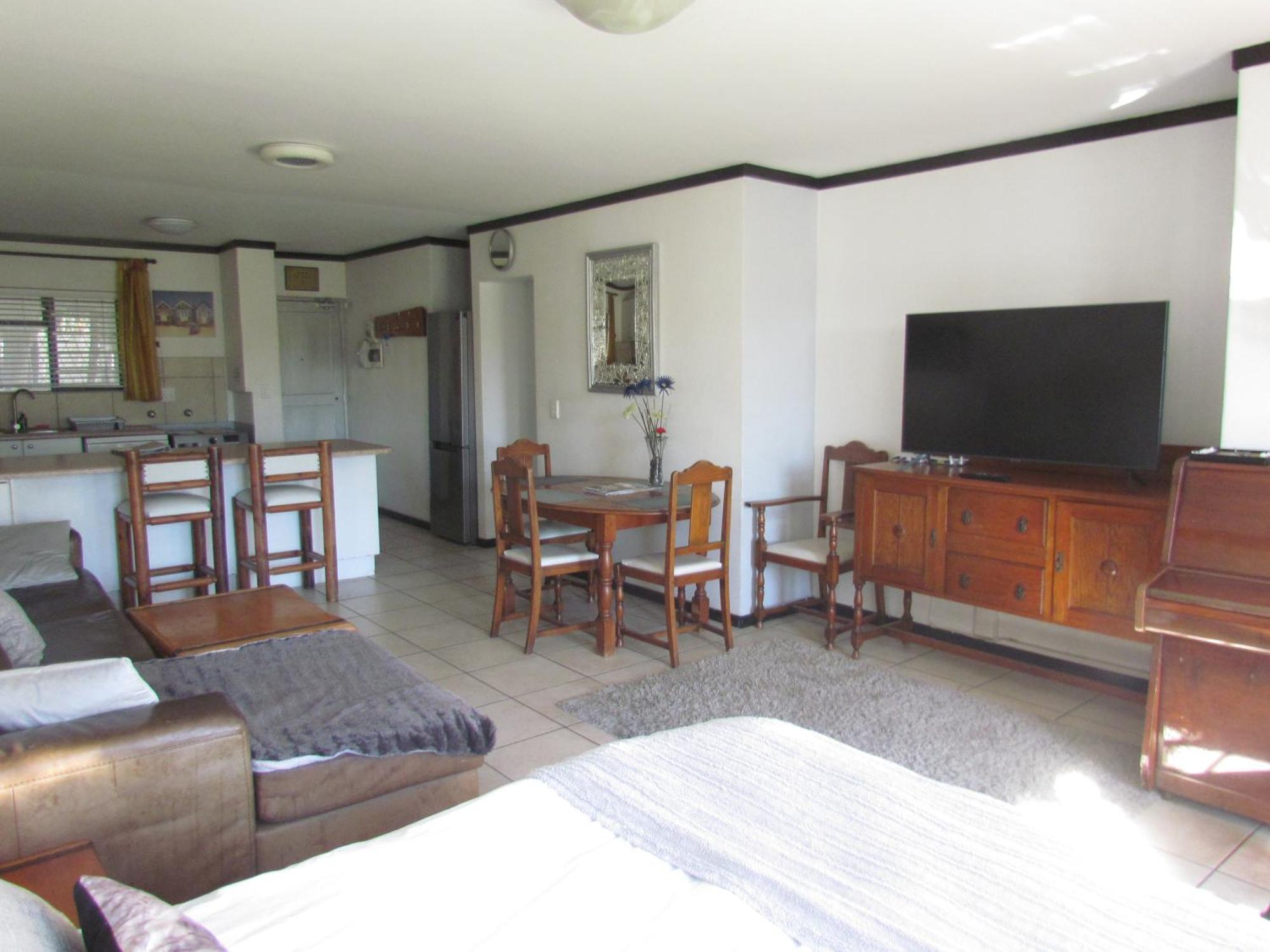 Santini Lace Self Catering Unit Plettenbergbaai Buitenkant foto