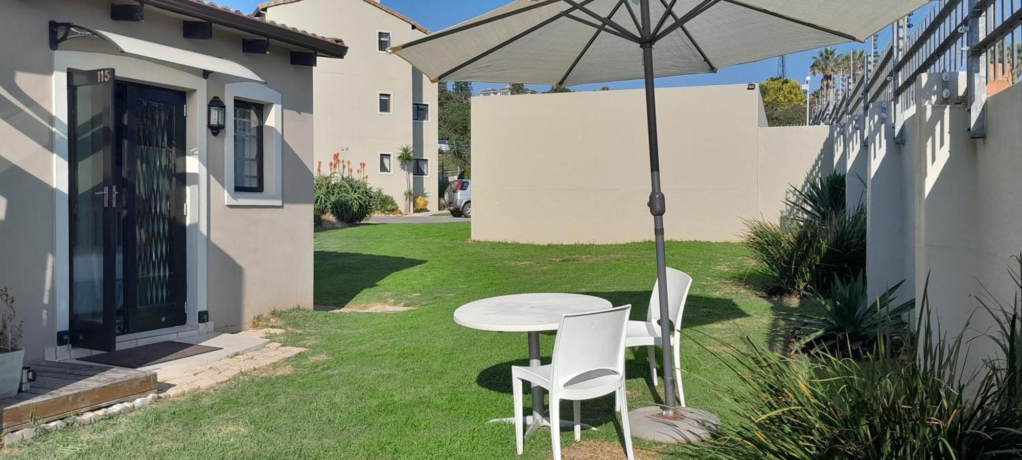 Santini Lace Self Catering Unit Plettenbergbaai Buitenkant foto
