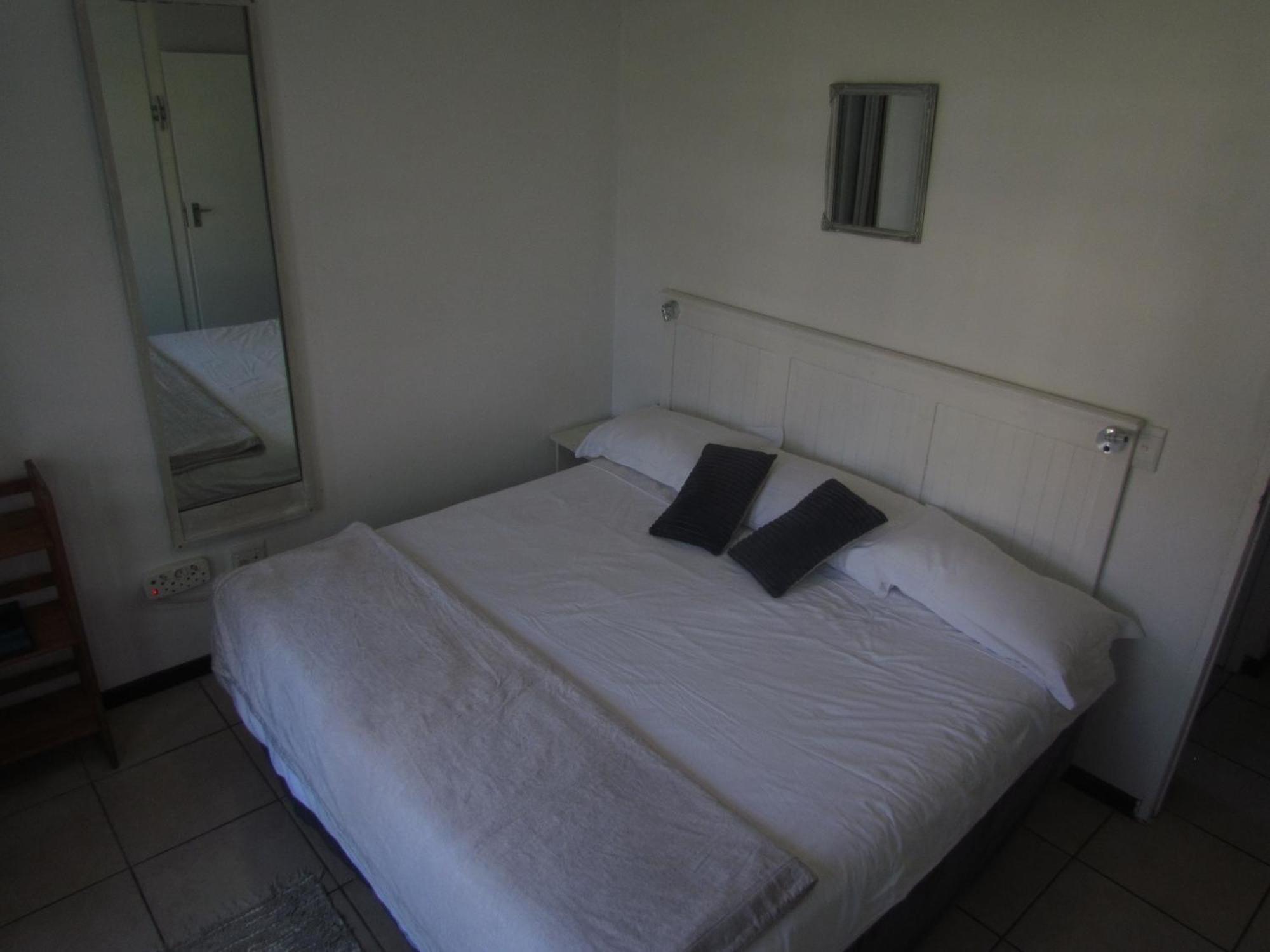 Santini Lace Self Catering Unit Plettenbergbaai Buitenkant foto